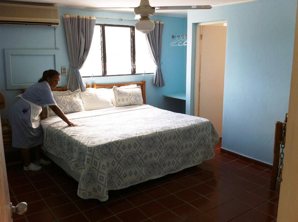 Hotel Caribe Barahona Ngoại thất bức ảnh