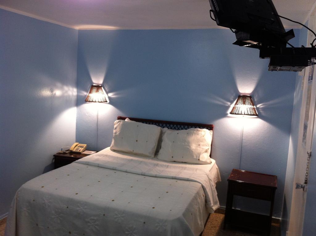Hotel Caribe Barahona Ngoại thất bức ảnh