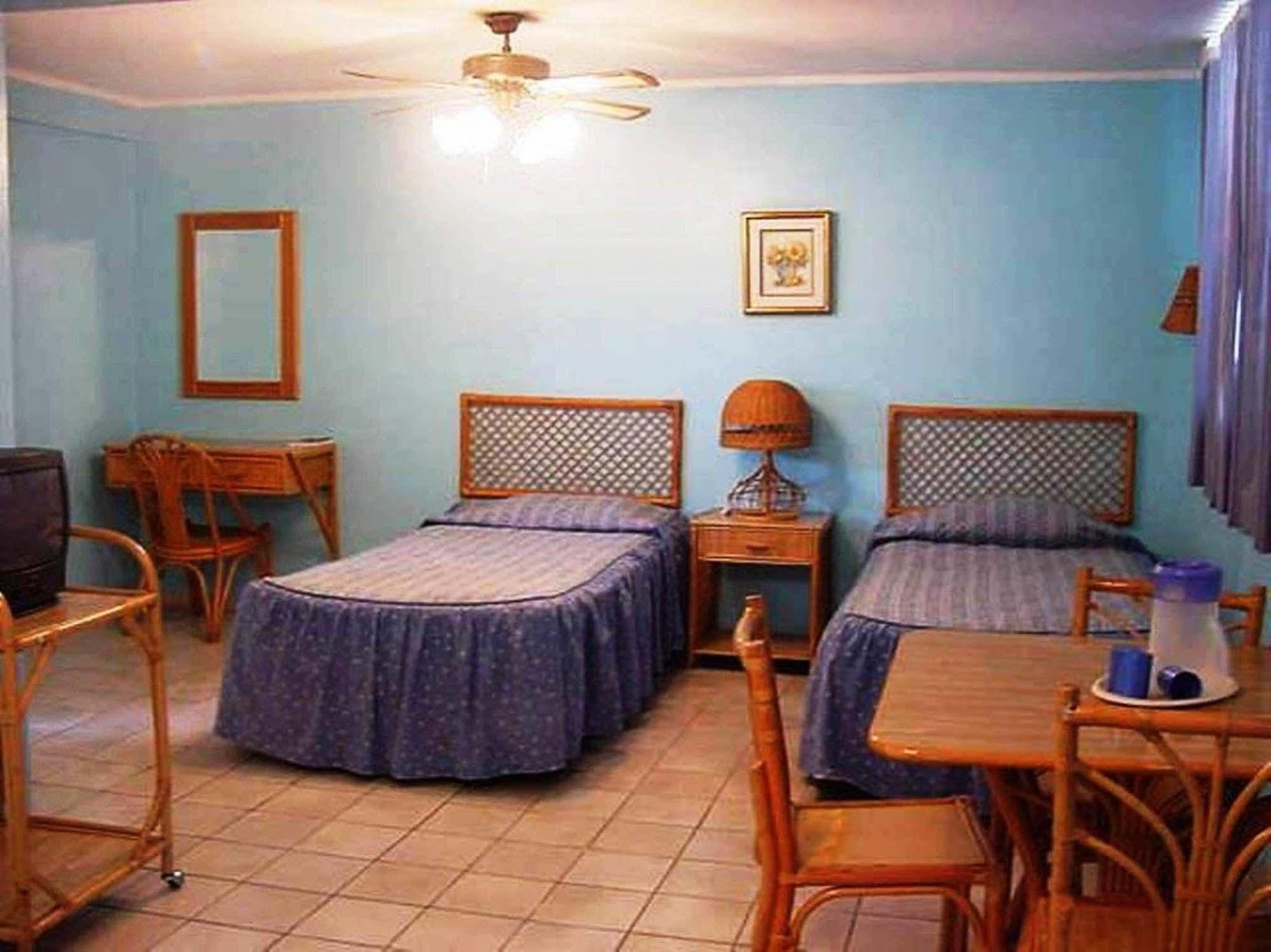 Hotel Caribe Barahona Ngoại thất bức ảnh