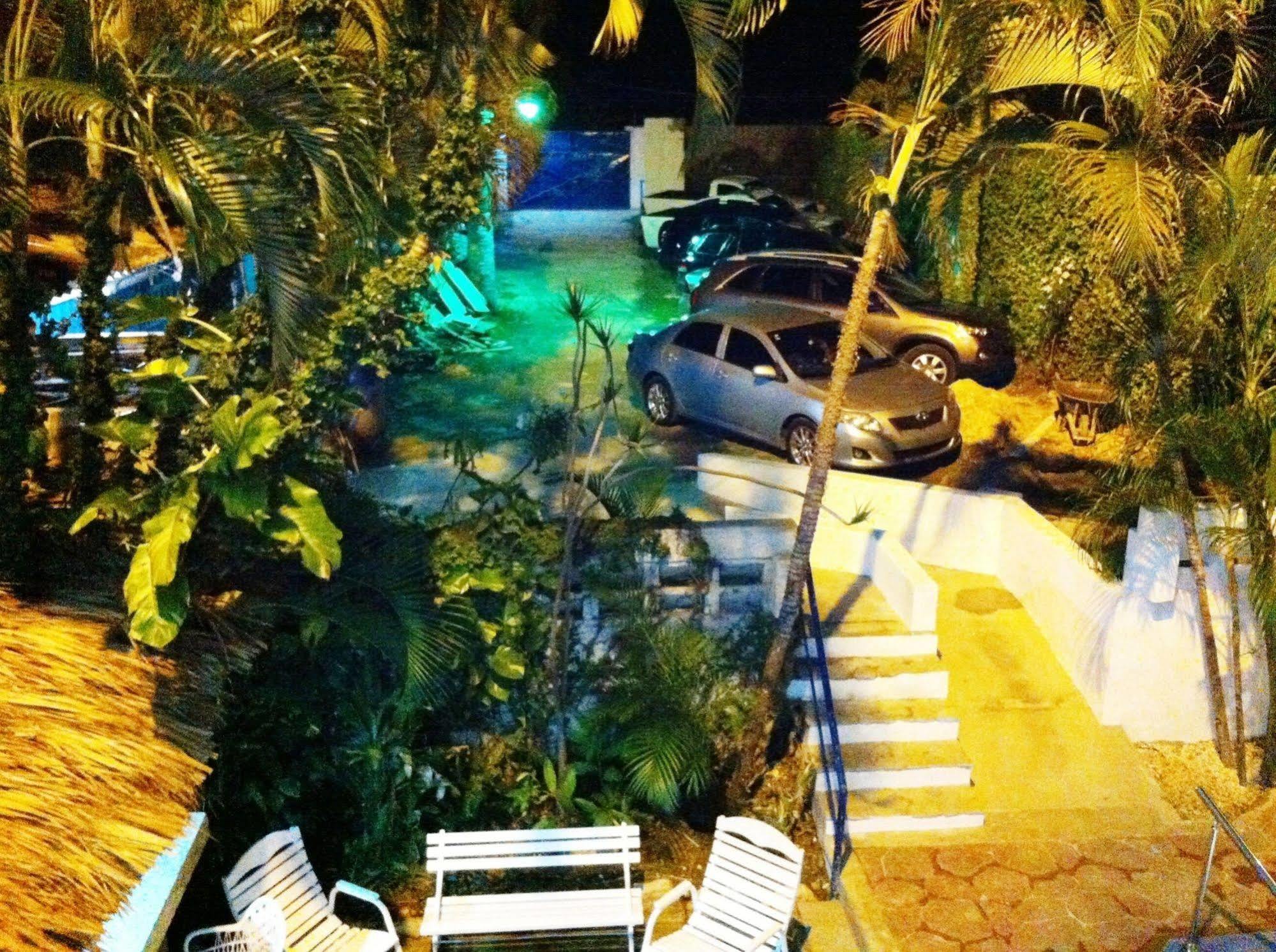 Hotel Caribe Barahona Ngoại thất bức ảnh