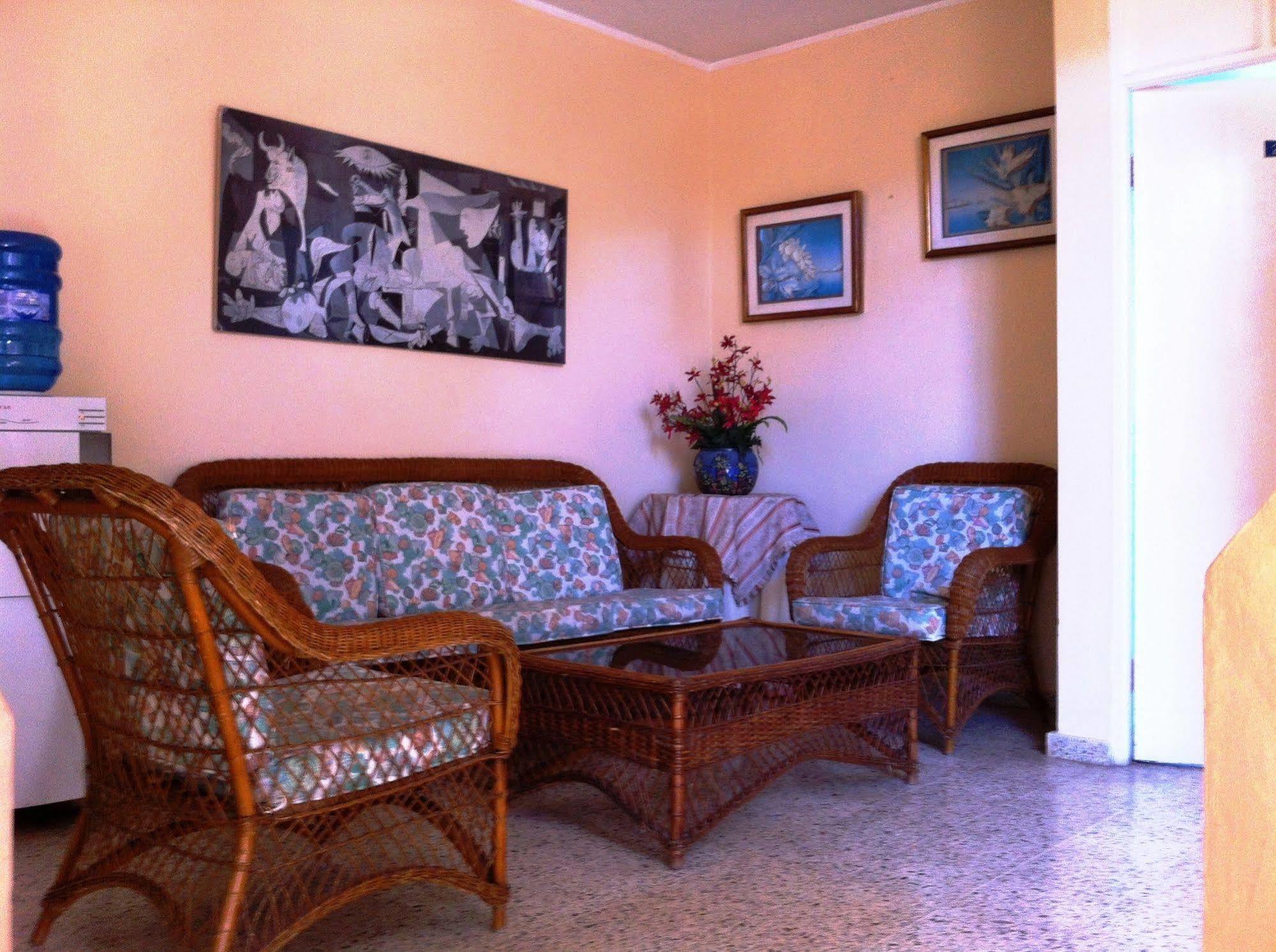 Hotel Caribe Barahona Ngoại thất bức ảnh